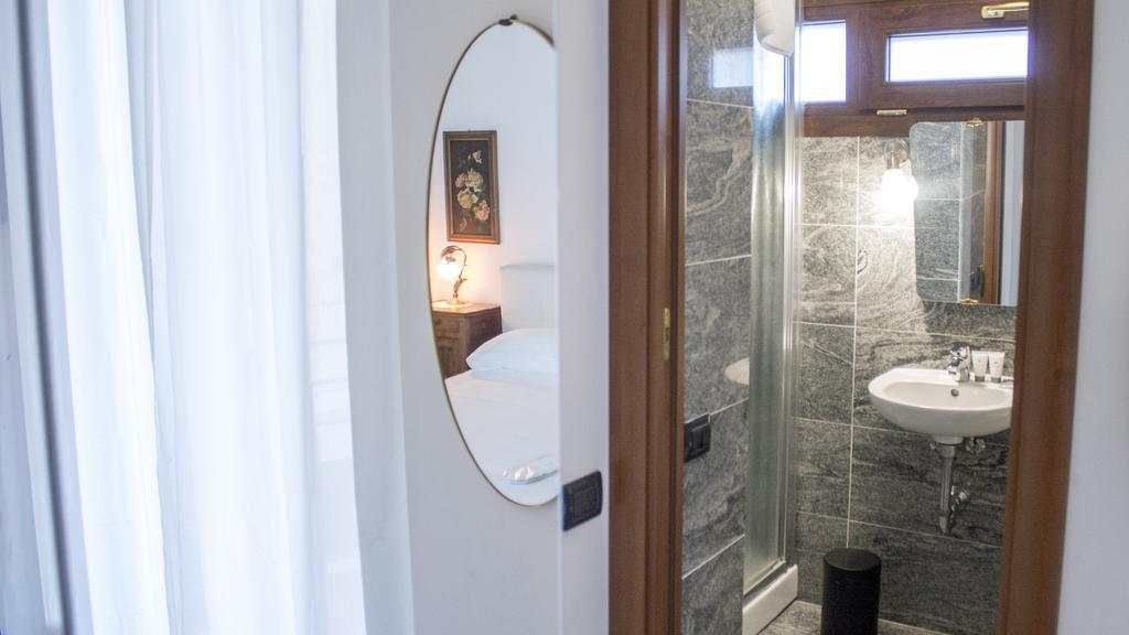 Aiello Suites Milan Chambre photo